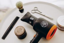 Les avantages d&rsquo;un sèche-cheveux compact pour une utilisation en voyage